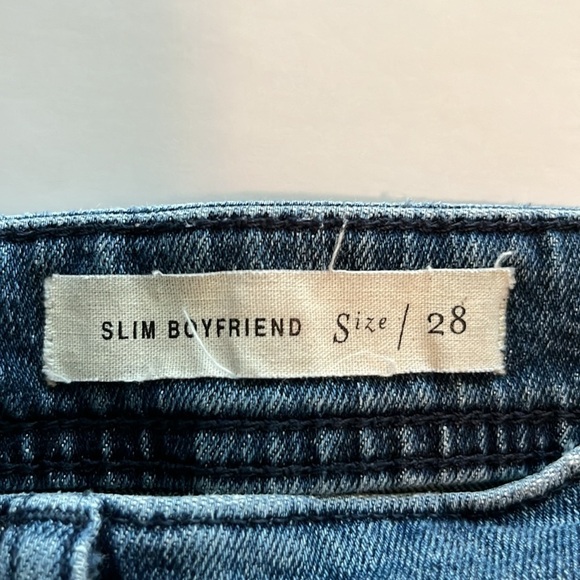 Pilcro and the Letterpress Anthropologie Slim
Boyfriend Shorts High Rise Size 28 - Picture 11 of 16